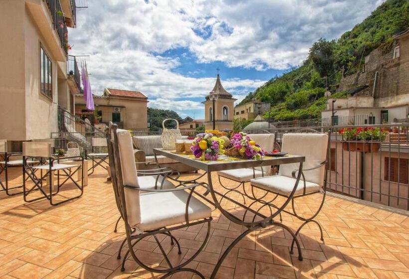 غرفة قياسية, B&b Carol