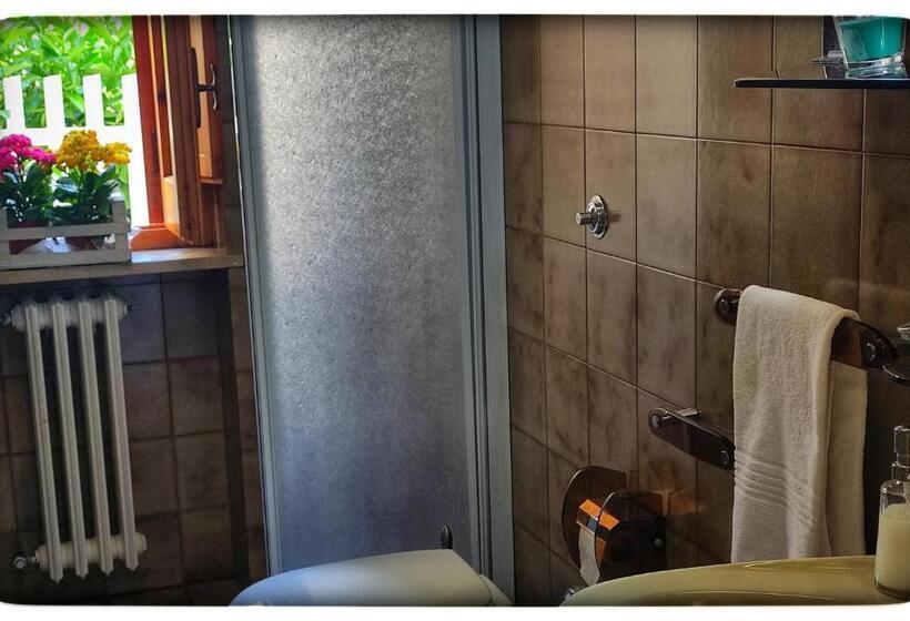 اتاق خانوادگی, B&b Il Faso