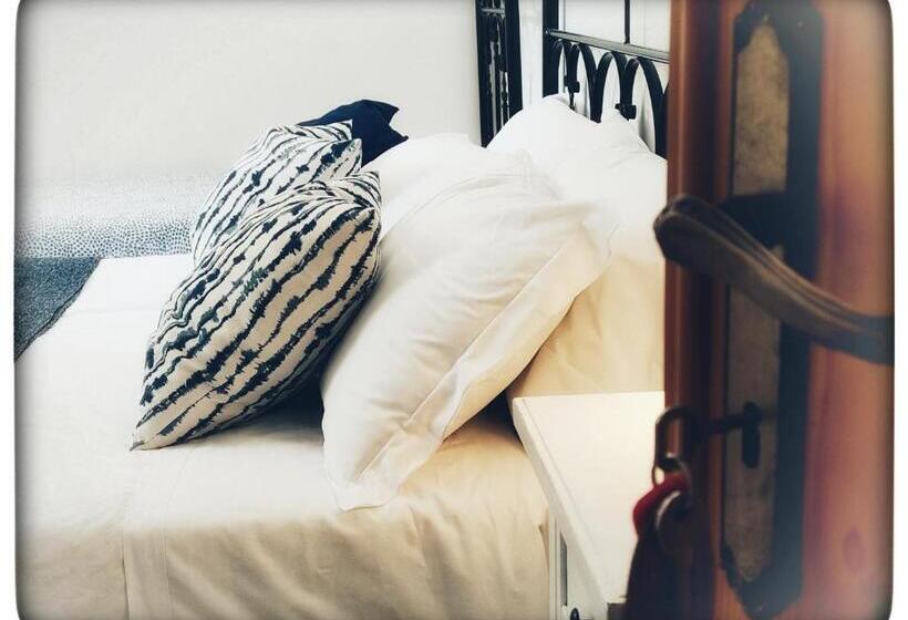 اتاق خانوادگی, B&b Il Faso