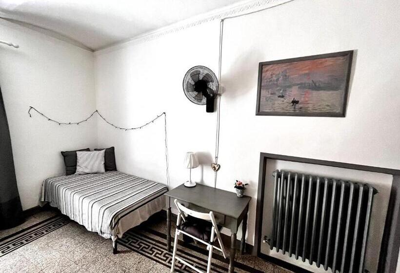 חדר דלוקס, I Ninni