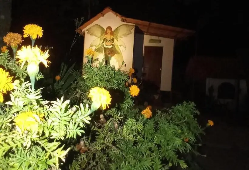 スタンダードバンガロー, Hostel Portal Das Fadas