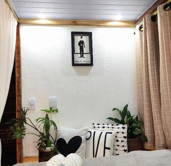 Трехместный Номер Стандарт Вид на Сад, Hostel Portal Das Fadas