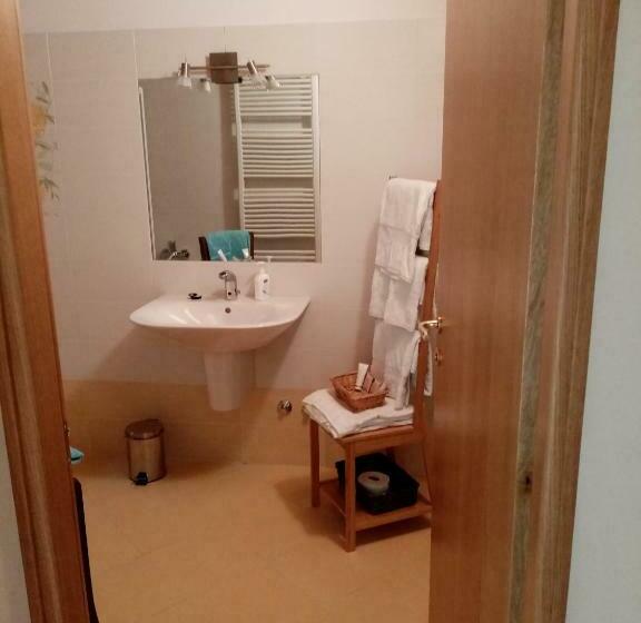 ファミリールーム, Ca Del Laki