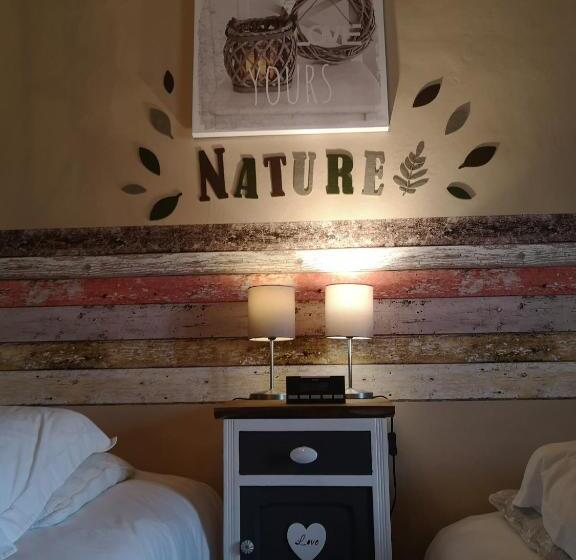 4인용 스탠다드 룸, Il était 1 Fois