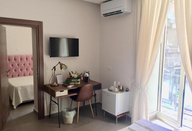 اتاق استاندارد چهار تخته, “a Piazzetta”