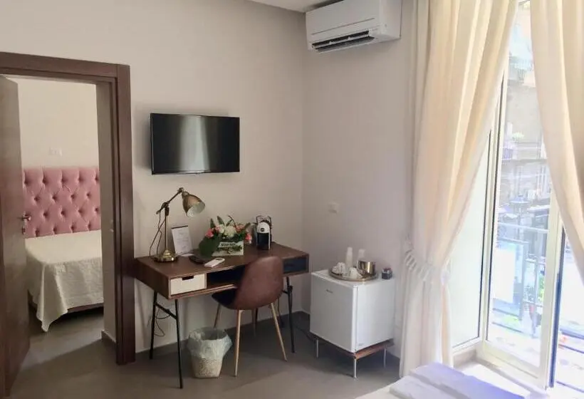 اتاق استاندارد چهار تخته, “a Piazzetta”