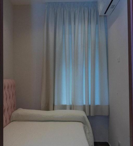 اتاق استاندارد چهار تخته, “a Piazzetta”