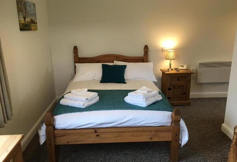 스탠다드 룸, The Stables Kings Ripton