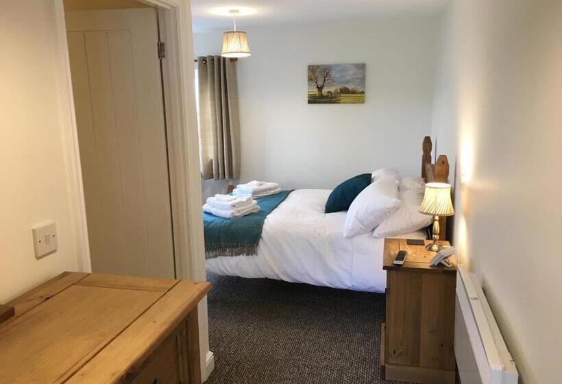 스탠다드 룸, The Stables Kings Ripton