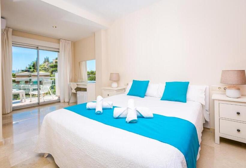 オーシャンビュースタンダードルームバルコニー付き, Villa Tranquila