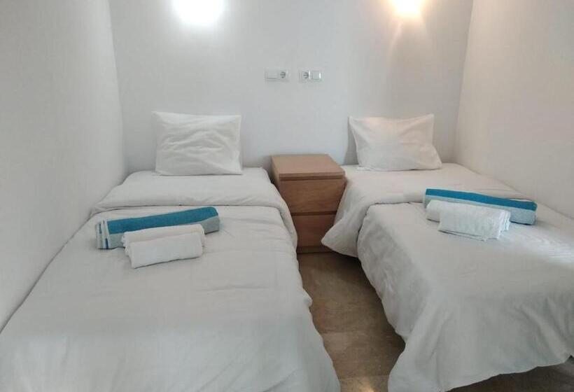 ガーデンビュースタンダード４ベッドルーム, Villa Tranquila