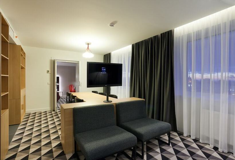 آپارتمان 1 خوابه, Azimut Hotel Voronezh