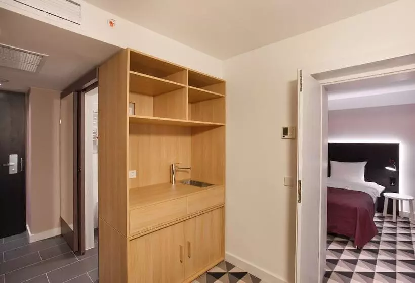 1ベッドルームアパートメント, Azimut Hotel Voronezh