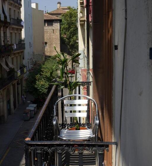 اتاق استاندارد با بالکن, Hostal La Terrassa