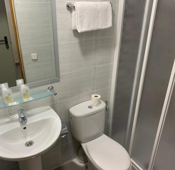 اتاق اکونومی یک تخته, Hostal La Terrassa