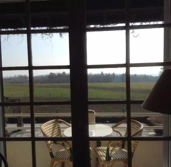 スイート, Auberge Des Chasseurs