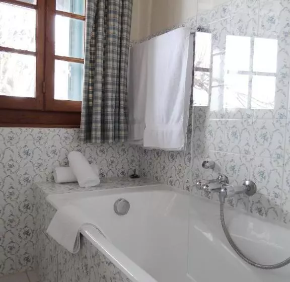 スイート, Auberge Des Chasseurs