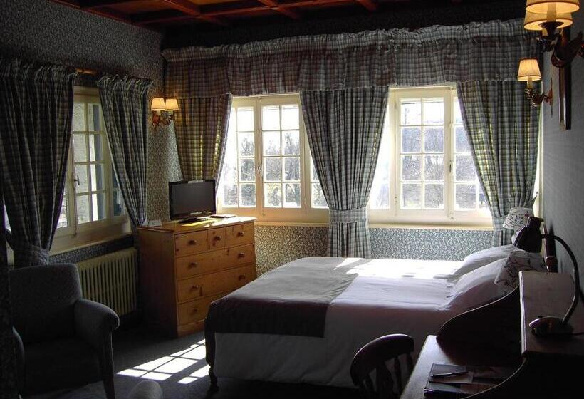 스위트, Auberge Des Chasseurs