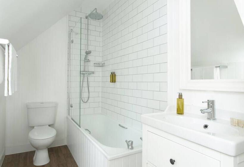 Классический Номер, Balmoral Arms