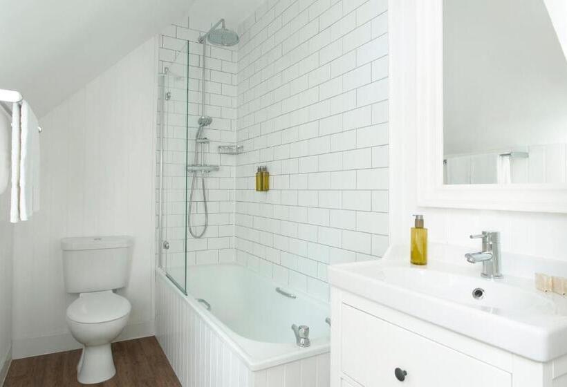 Номер Классика Кровать Кинг, Balmoral Arms