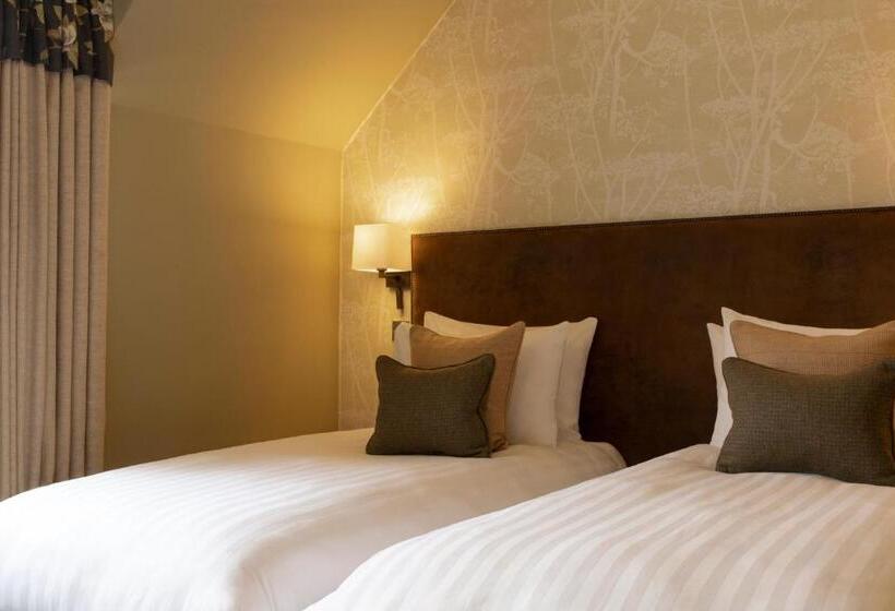 Классический Номер, Balmoral Arms