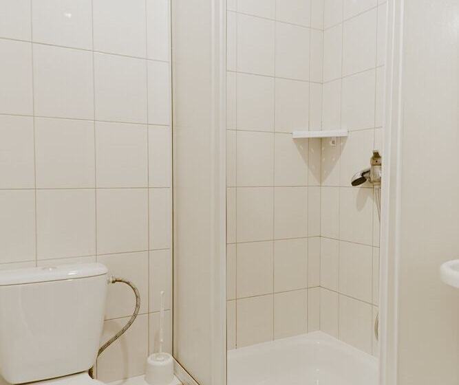 اتاق استاندارد با چشمانداز دریاچه, Baltica