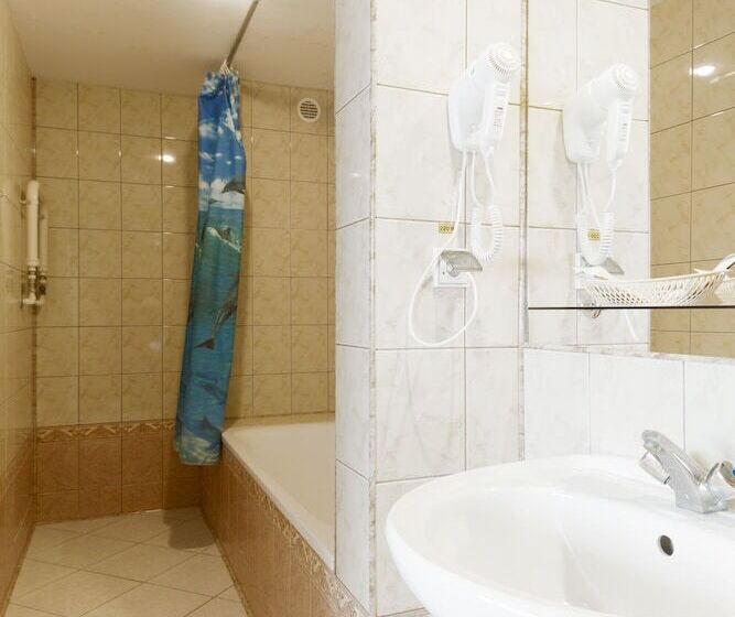 اتاق کلاس بیزنس, Baltica