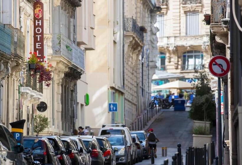 디럭스 룸, D Aragon   Place De La Comédie