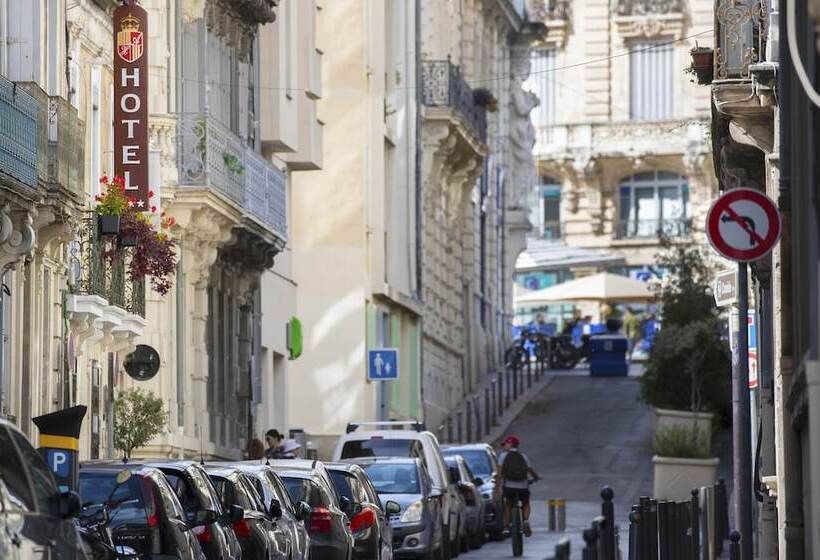 디럭스 룸, D Aragon   Place De La Comédie