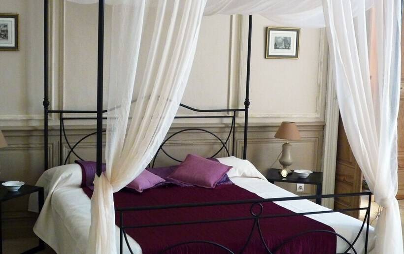 スイート, Domaine Des Escaunes