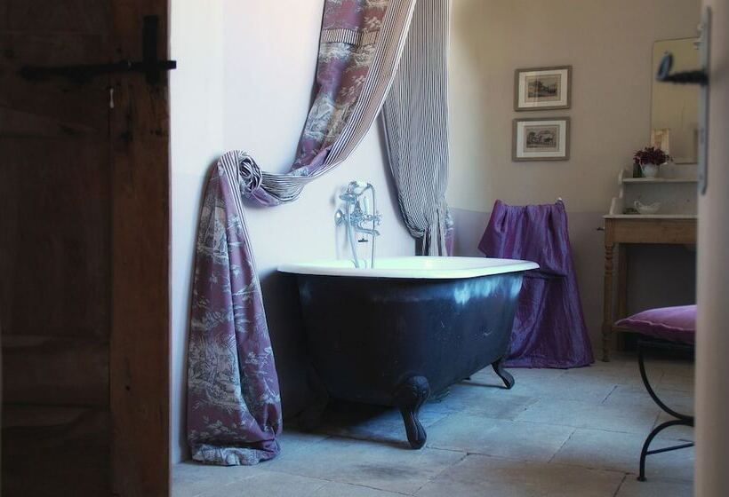 ジュニアスイート, Domaine Des Escaunes