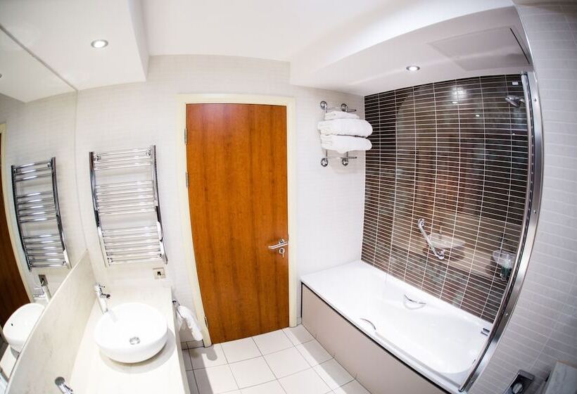 ファミリールーム, Drayton Manor