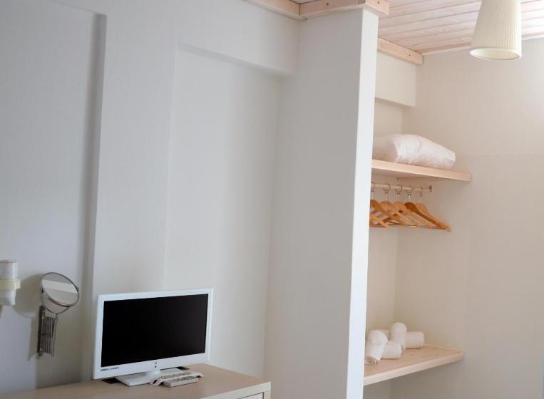 Classic room with balcony, Faros Resort