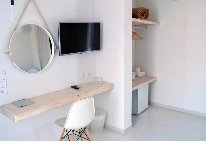اتاق پرمیوم با چشم‌انداز دریا, Faros Resort