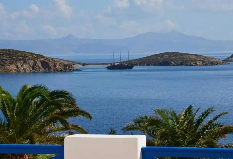 سوییت سوپریور با چشم‌انداز دریا, Faros Resort