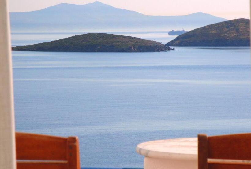 סוויטה עם ג'קוזי, נוף לים, Faros Resort