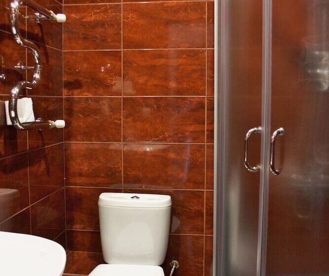 חדר סטנדרט, Korona