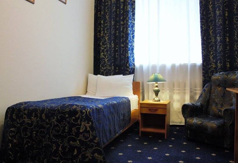 חדר סטנדרט יחיד, Korona