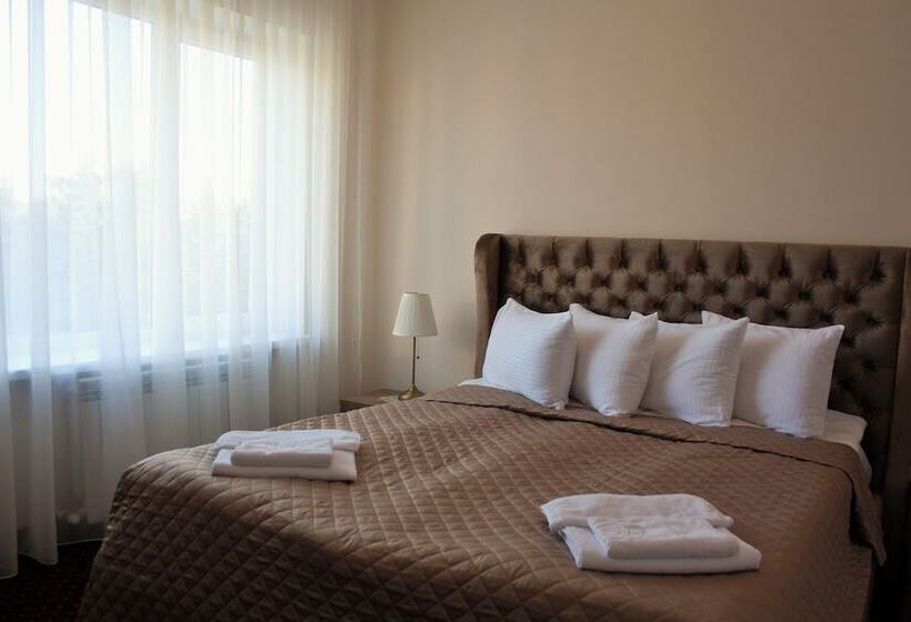 סוויטה, Korona