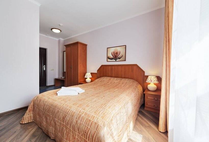 スタンダードルーム, Monplaisir