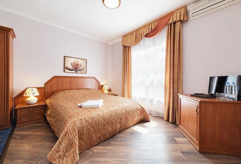 スタンダードルーム, Monplaisir