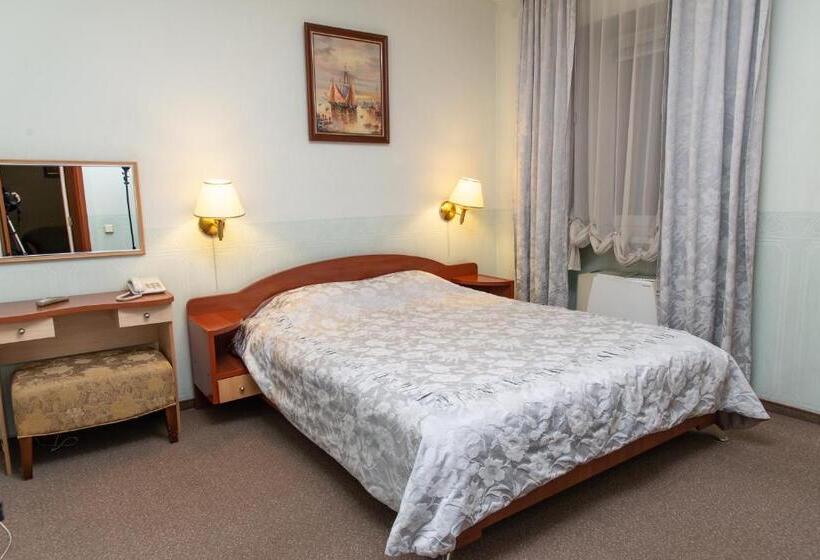 اتاق خانوادگی, Optima Collection Aurora Kryvyi Rih