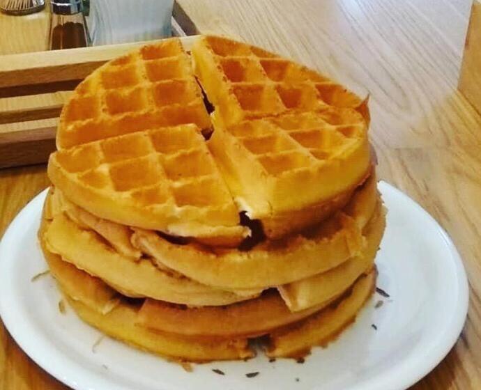 غرفة قياسية مطلة على الجبل, Plaza