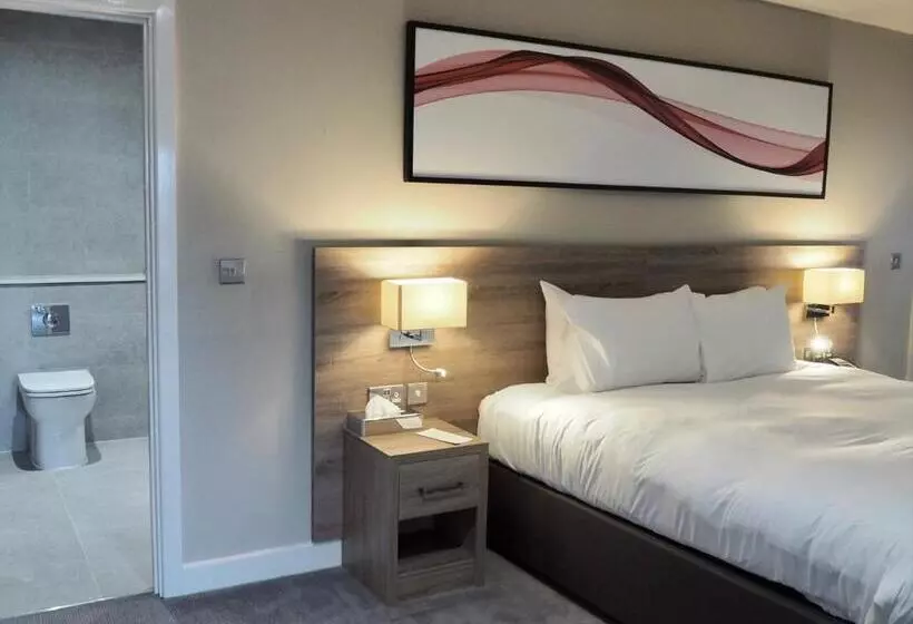 キングサイズベッドのスイートルーム, Ramada Telford Ironbridge