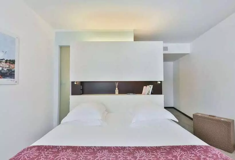 اتاق سوپریور با چشم‌انداز شهر, Royal Antibes   Luxury Hotel, Résidence, Beach & Spa