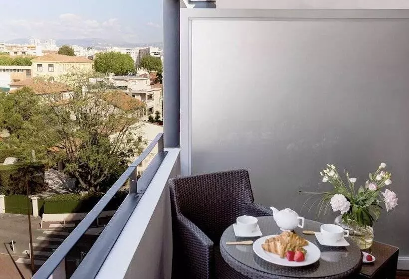 اتاق لوکس با چشم‌انداز شهر, Royal Antibes   Luxury Hotel, Résidence, Beach & Spa