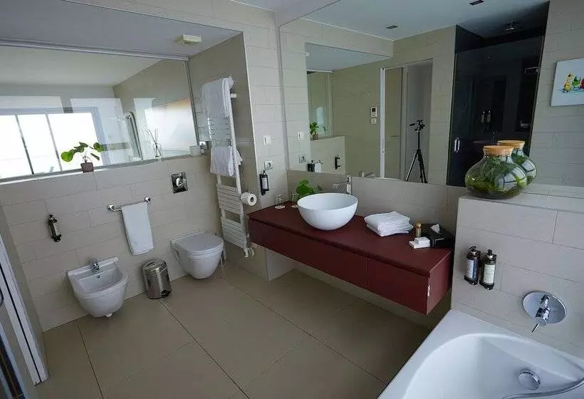 آپارتمان سلطنتی 2 خوابه, Royal Antibes   Luxury Hotel, Résidence, Beach & Spa