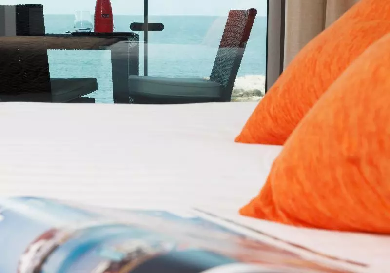 سوییت با چشم‌انداز دریا, Royal Antibes   Luxury Hotel, Résidence, Beach & Spa