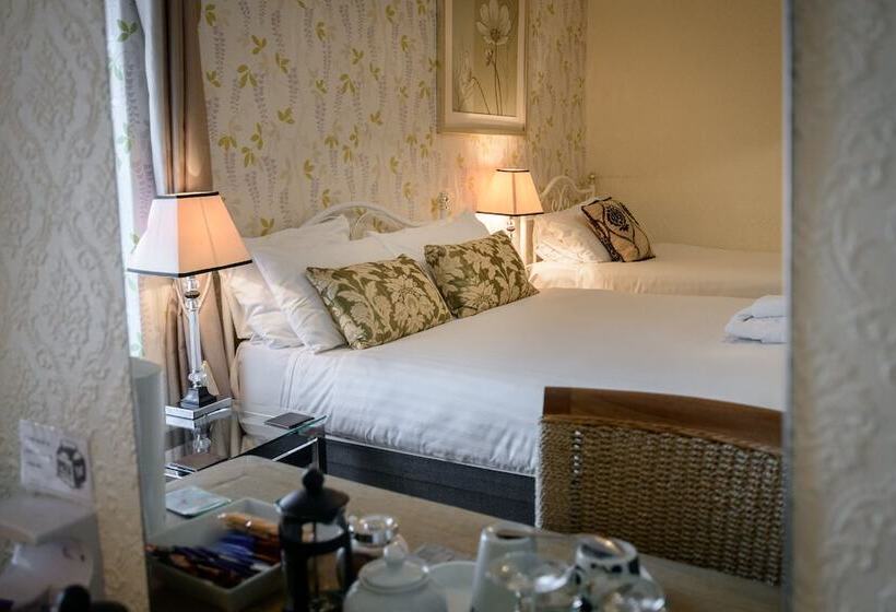 Quarto Triplo Estandar, The Alexander