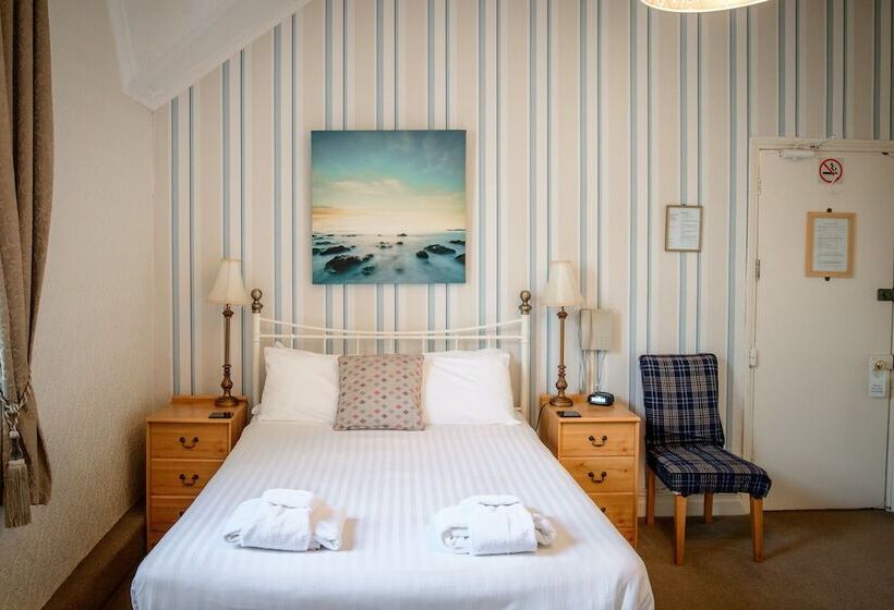 Quarto Triplo Estandar, The Alexander